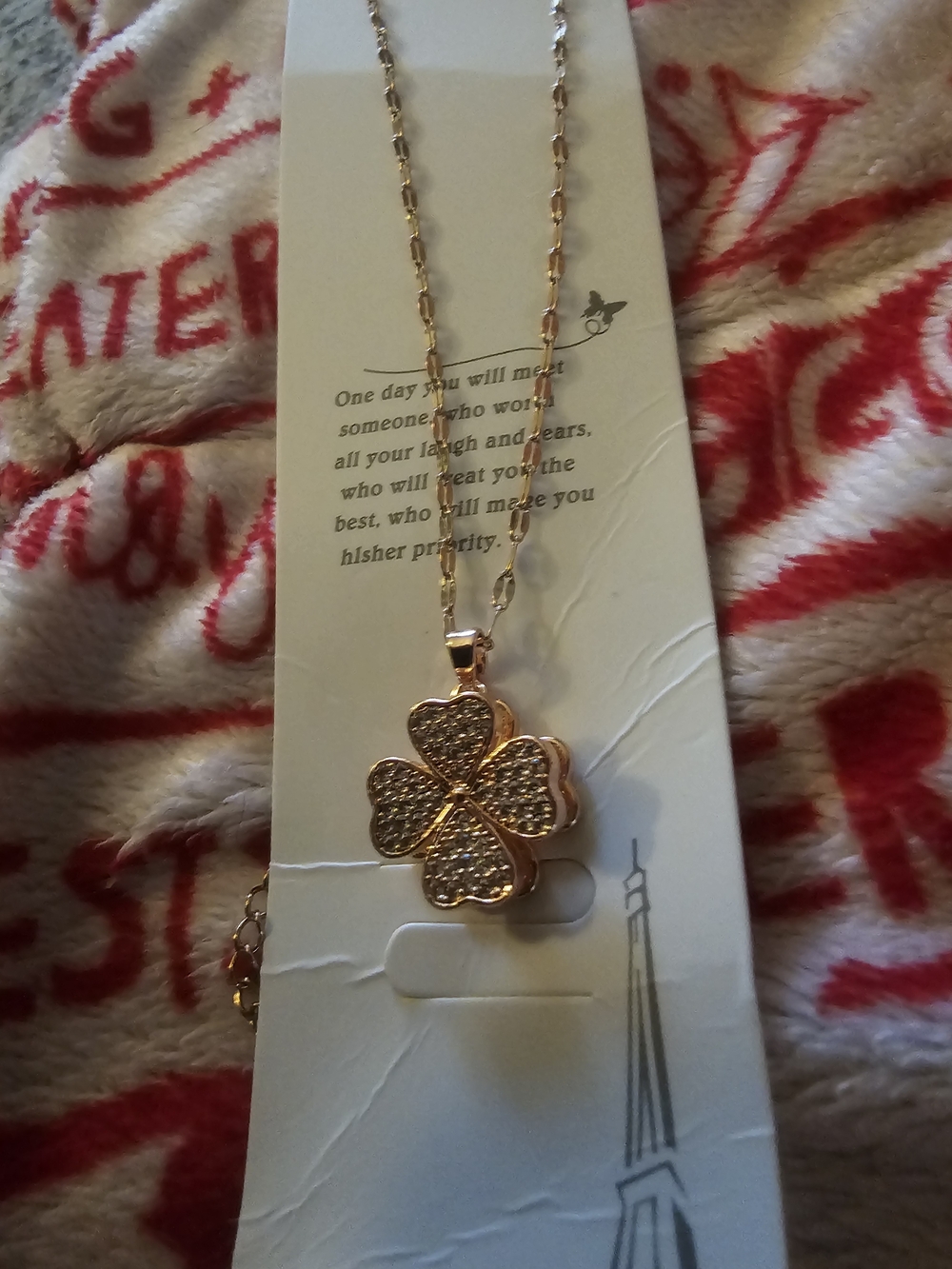 Spinnable Gold Four-Leaf Clover Pendant Necklace - Women Jewelry